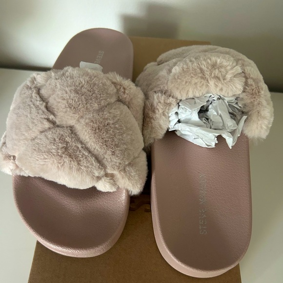 Steve Madden Shoes - Steve Madden slides, size 7, TAUPE, never worn, box included.